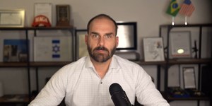 Louco x político de M: Eduardo e governador do MT discutem online