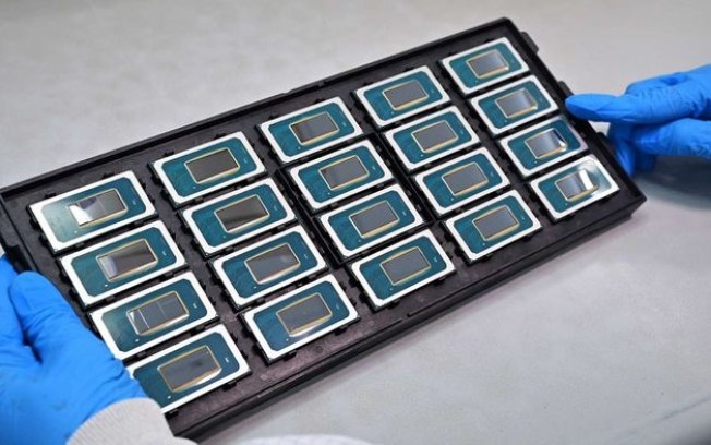 Core Ultra | Intel testou CPUs com tile de computação duplo