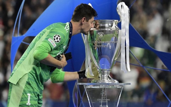 Melhor jogador da final, Courtois celebra título do Real Madrid na Champions: 'Somos os reis da Europa'