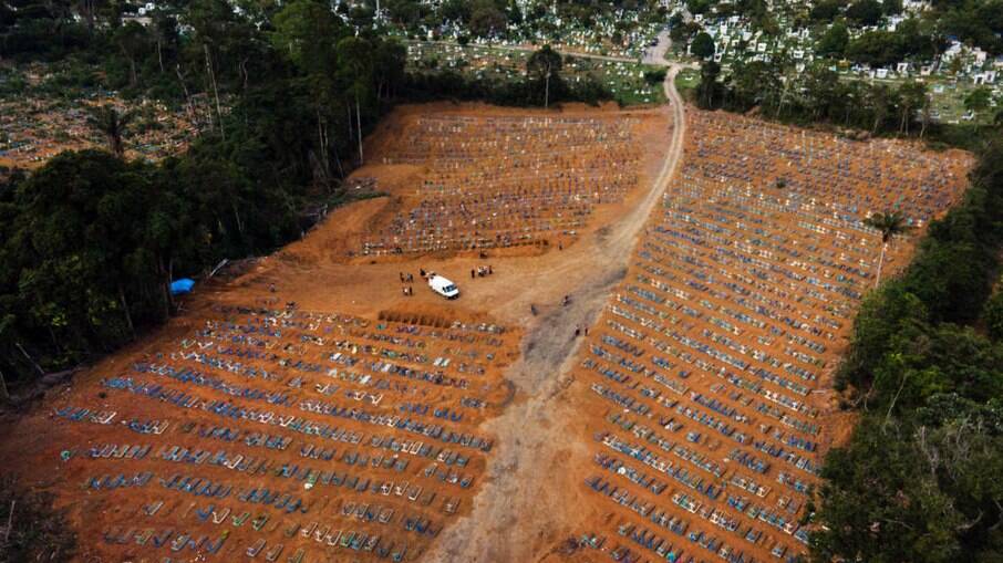 Manaus Public Cemetery, Nossa Senhora Aparecida, located in the Tarumã neighborhood