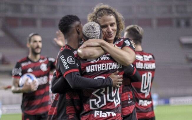 Matheuzinho dá reposta curiosa sobre David Luiz e fala sobre nova função no Flamengo