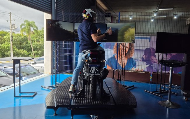 Simuladores de moto podem salvar 4.800 vidas por ano no país