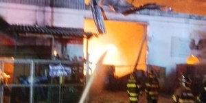 Incêndio atinge fábrica de velas em Mauá, na Grande São Paulo