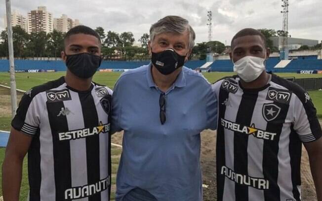 Durcesio Mello marca presença na estreia do Botafogo na Copinha e celebra: ‘Vamos juntos por mais’