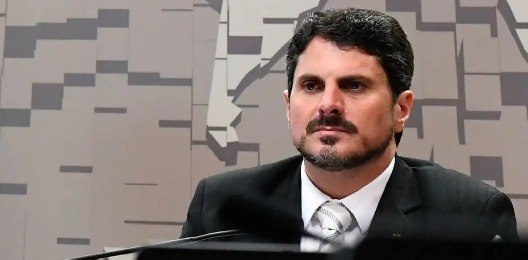Moraes determina uso de tornozeleira eletrônica por Marcos do Val