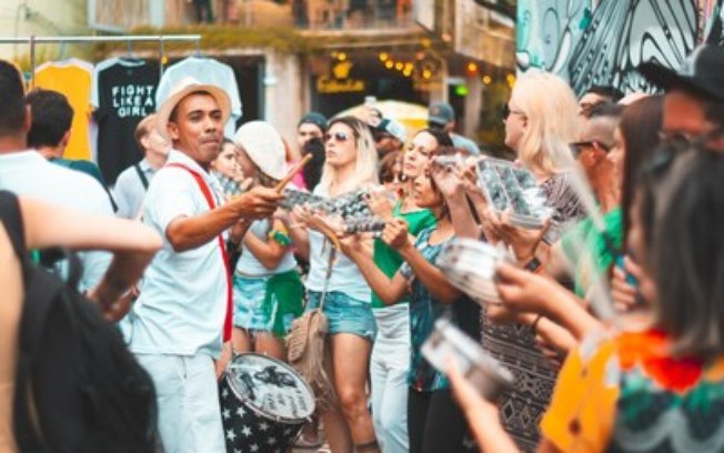 Hurb: destino carnavalesco, os astros explicam a paixão de Salvador pela folia