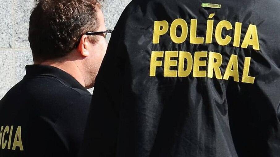Polícia Federal prende membro da família Alcolumbre no Amapá