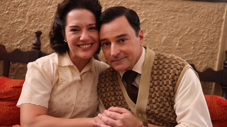 Natália Lage e Emílio Orciollo Neto são os pais de Mauricio no filme