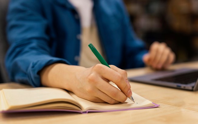 Dominar o inglês é diferencial para se destacar no mercado