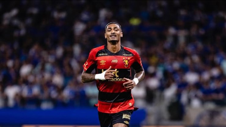 Inter fica próximo de acerto com Derik Lacerda, destaque do Sport