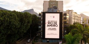Corinthians se irrita com fornecedora após polêmica com uniformes