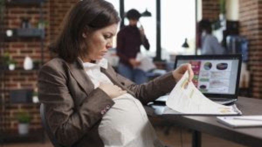 10 desafios da maternidade no ambiente profissional