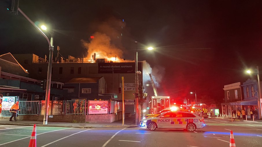 Ao menos seis pessoas morreram por conta do incêndio em Wellington