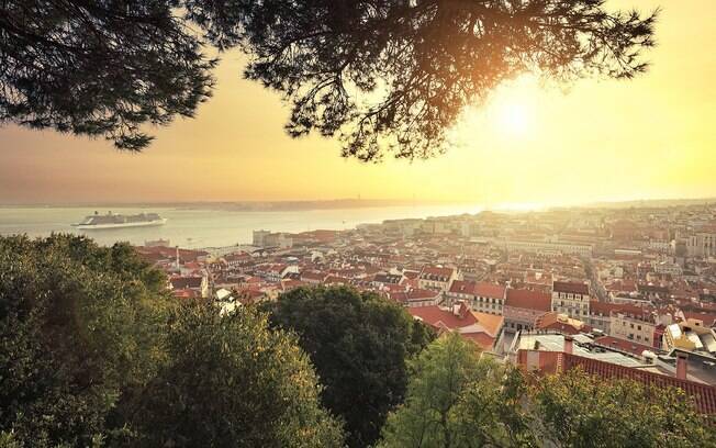 Lisboa foi eleita a melhor cidade do mundo e conta com atrações que encantam os turistas 