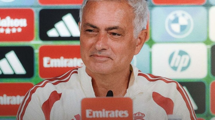 Mourinho corneta jogadores do Real após derrota: “São ingênuos”