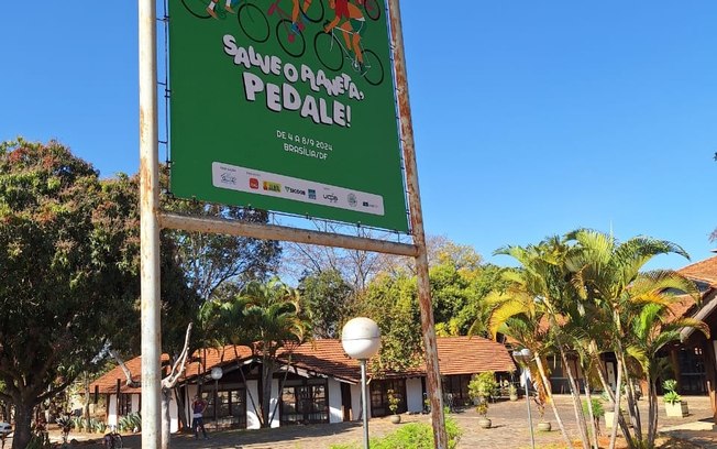 Evento faz bicicletas dominarem a paisagem em Brasília