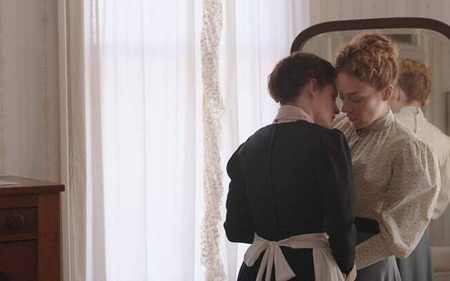 Kristen Stewart e Chlöe Sevigny em cena de Lizzie, que estreia nesta quinta-feira (3) nos cinemas brasileiros
