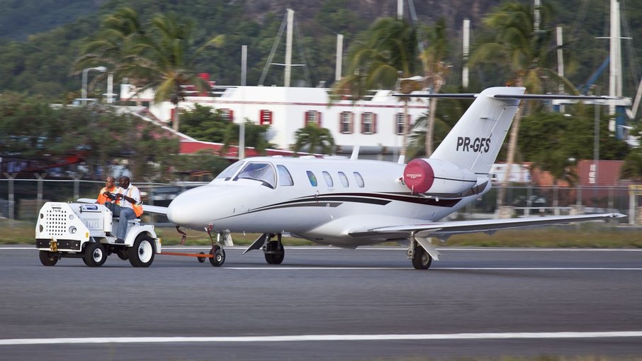 Aeronave que caiu em Ubatuba