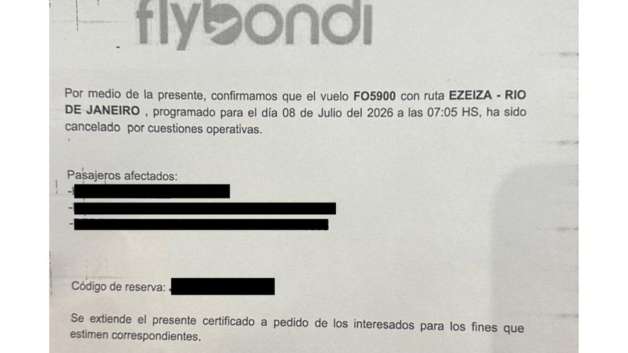 Brasileiras recebem comprovante de cancelamento de voo da Flybondi