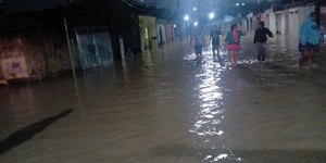 Defesa Civil reúne municípios após alerta vermelho de chuva em SP