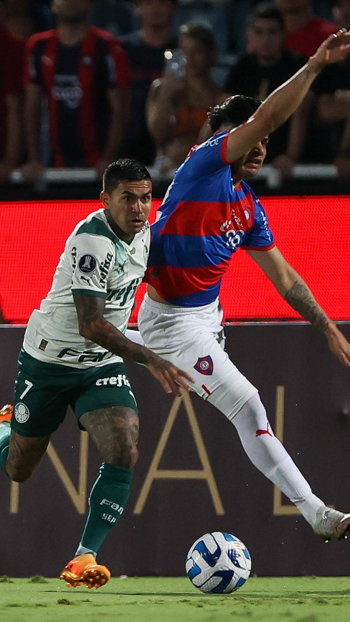 Com brilho de Artur, Palmeiras vence o Cerro Porteño e encaminha a