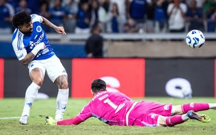Com gol de Gabigol, Cruzeiro bate Flamengo no Brasileirão