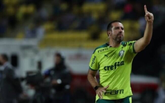 João Martins cita dificuldades e elogia desempenho do Palmeiras 'desde o primeiro segundo'