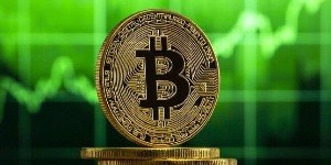 Bitcoin atinge maior valor da história: é hora de investir?