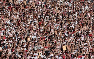 Escalações oficiais de São Paulo x Vitória, no Morumbis