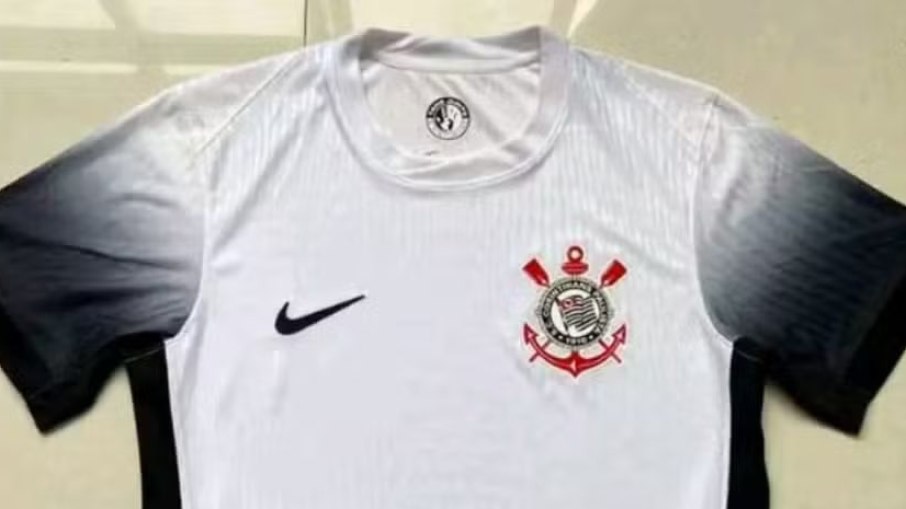 Corinthians tem possível novo uniforme vazado