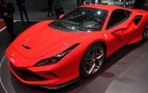 Ferrari revela novo F8 Tributo, supercaro e sucessor do modelo 488 GTB