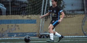 Palmeiras e Flamengo miram jovem revelado em escolinha de Estêvão