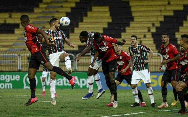 Fluminense tem retrospecto positivo no Raulino de Oliveira, mas acumula derrotas contra o Athletico-PR