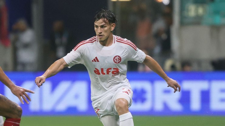 Intimidação a repórter gera revolta e divide torcedores do Inter