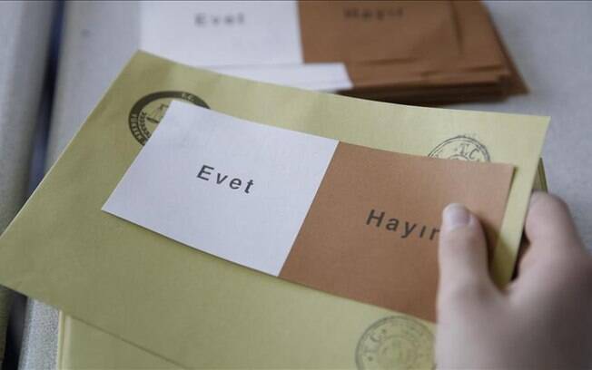 Oposição pede recontagem dos votos após presidente da Turquia confirmar vitória do 