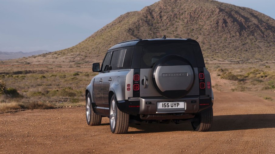 Traseira do Frente do Land Rover Defender 110 Traseira do Frente do Land Rover Defender 110