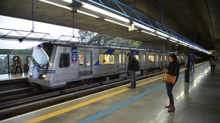 Linha1-azul apresentou problemas técnicos no Metrô de São Paulo