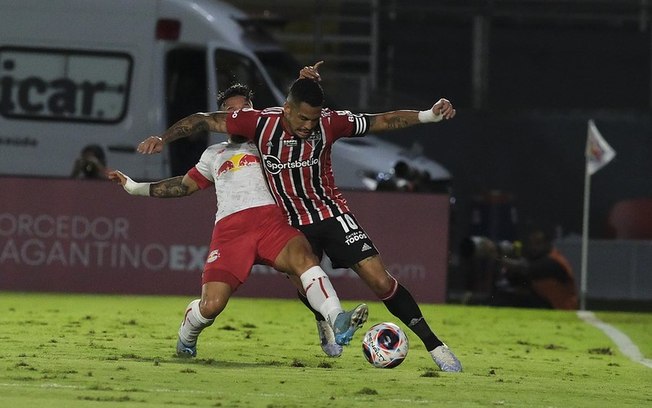 São Paulo sofre para conseguir marcar gols atuando fora do Morumbi