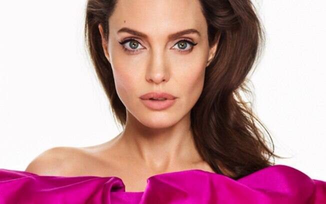 Angelina Jolie em entrevista a revista ELLE