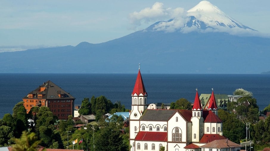Vista panorâmica da comuna chilena Puerto Varas