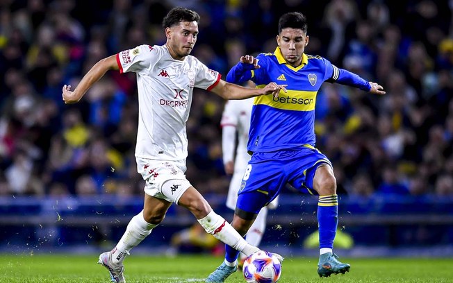 Santiago Hezze, do Huracán, na mira do Palmeiras