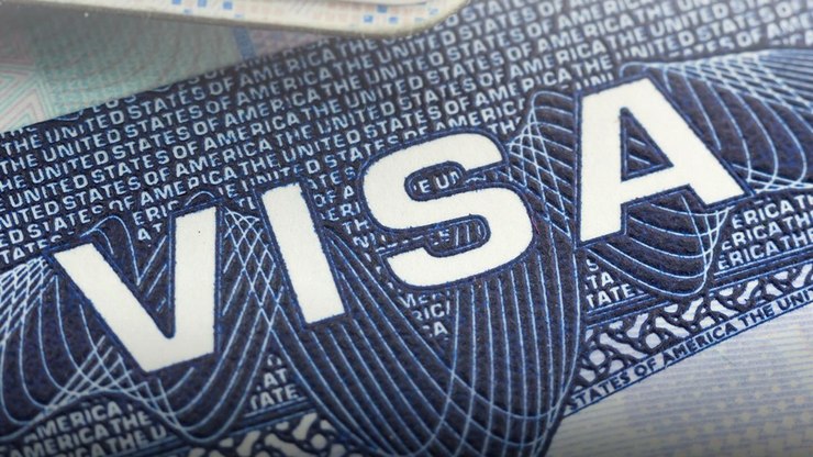 Com recorde histórico, EUA revogam mais de 100 mil vistos em 2025