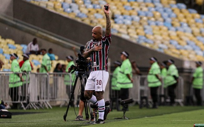 Felipe Melo comemora marca centenária pelo Fluminense: ‘Pra mim é motivo de muito orgulho’