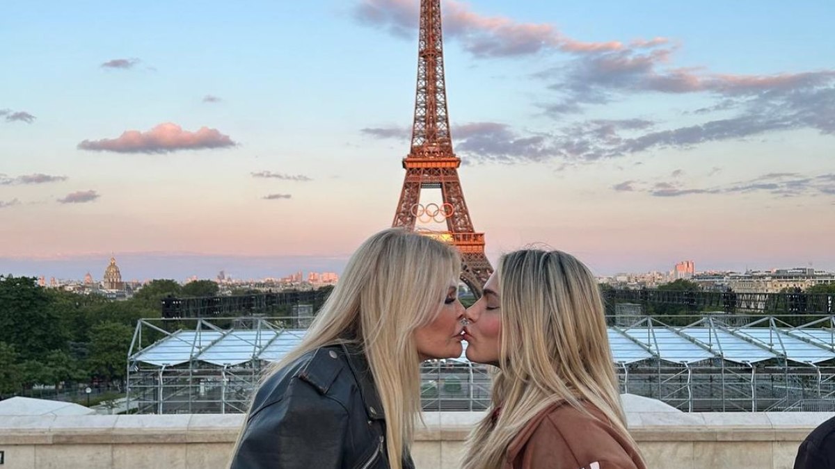 Monique Evans e Cacá Werneck passam o Dia dos Namorados em Paris