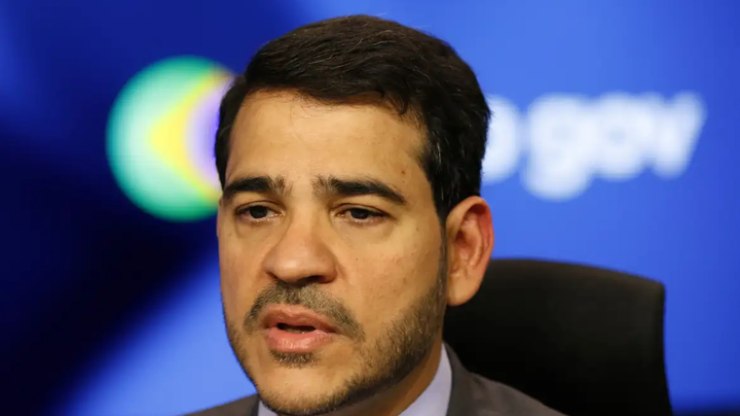 Governo aciona STF para manter alta do IOF, vetada pelo Congresso