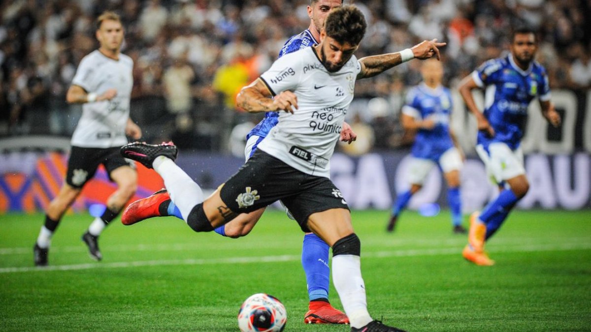 Yuri Alberto brilha e Corinthians bate Santo André pelo Paulistão