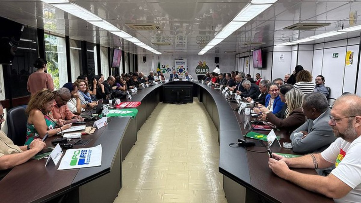 Reunião da 12° Mesa Nacional de Negociação Permanente Reunião da 12° Mesa Nacional de Negociação Permanente