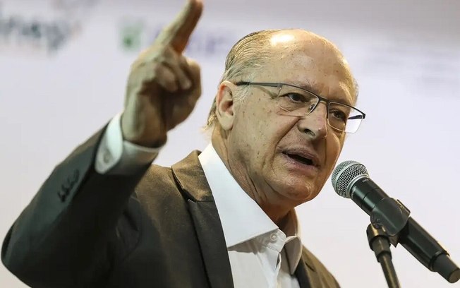 Alckmin diz que carga tributária não aumentou no governo Lula