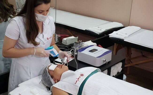 Rede de estética cria protocolo home care para fidelizar clientes na pandemia