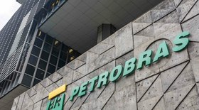 Petrobras adia avaliação de indicado à presidência